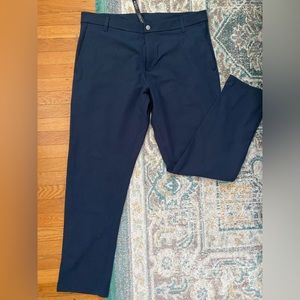 NWOT Lululemon ABC Classic Fit Trouser 32” in Navy - Sz 38